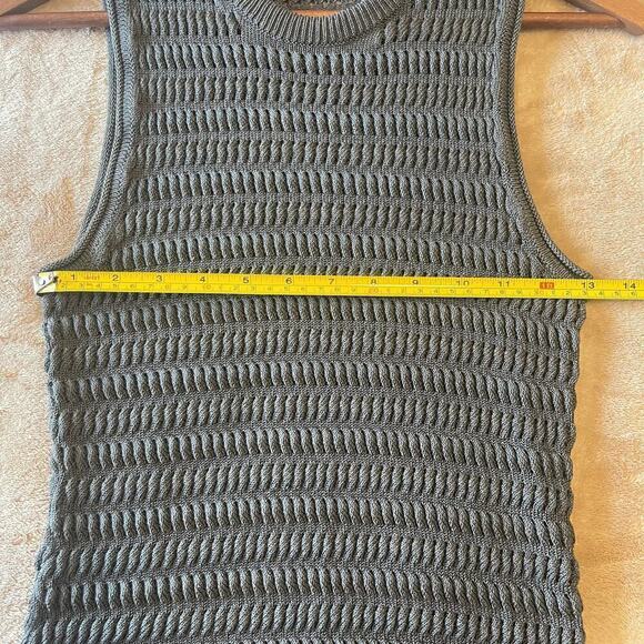 Theory Women's Textured Tricot Crew Neck Blouse Size Small - Picture 4 of 6